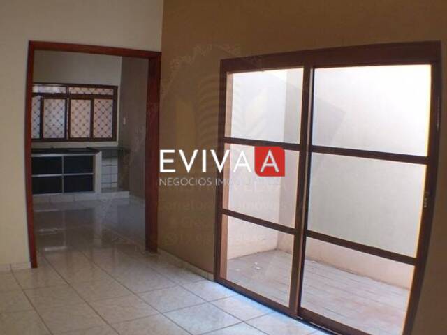 #86 - Casa para Venda em São José do Rio Preto - SP - 1